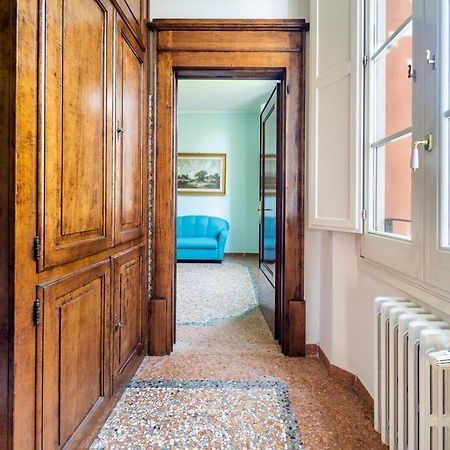 Elegant Apt, Wi-Fi And Garden Lägenhet Bologna Exteriör bild