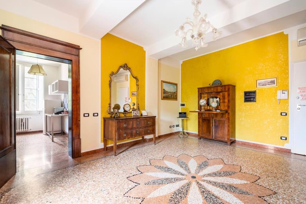 Elegant Apt, Wi-Fi And Garden Lägenhet Bologna Exteriör bild