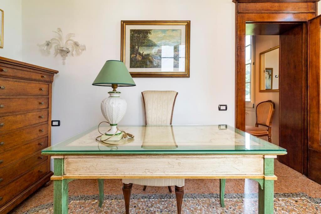 Elegant Apt, Wi-Fi And Garden Lägenhet Bologna Exteriör bild